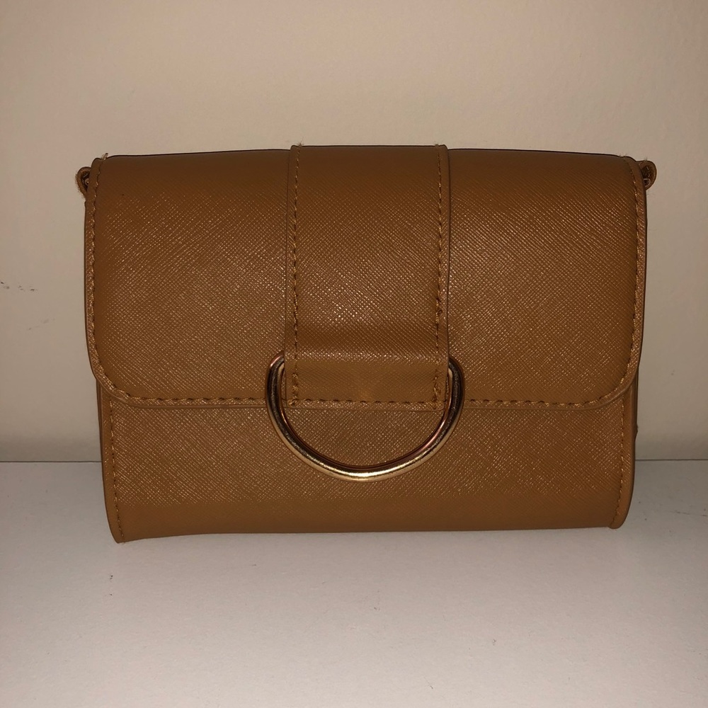 Cute tiny Primark clutch with optional strap!